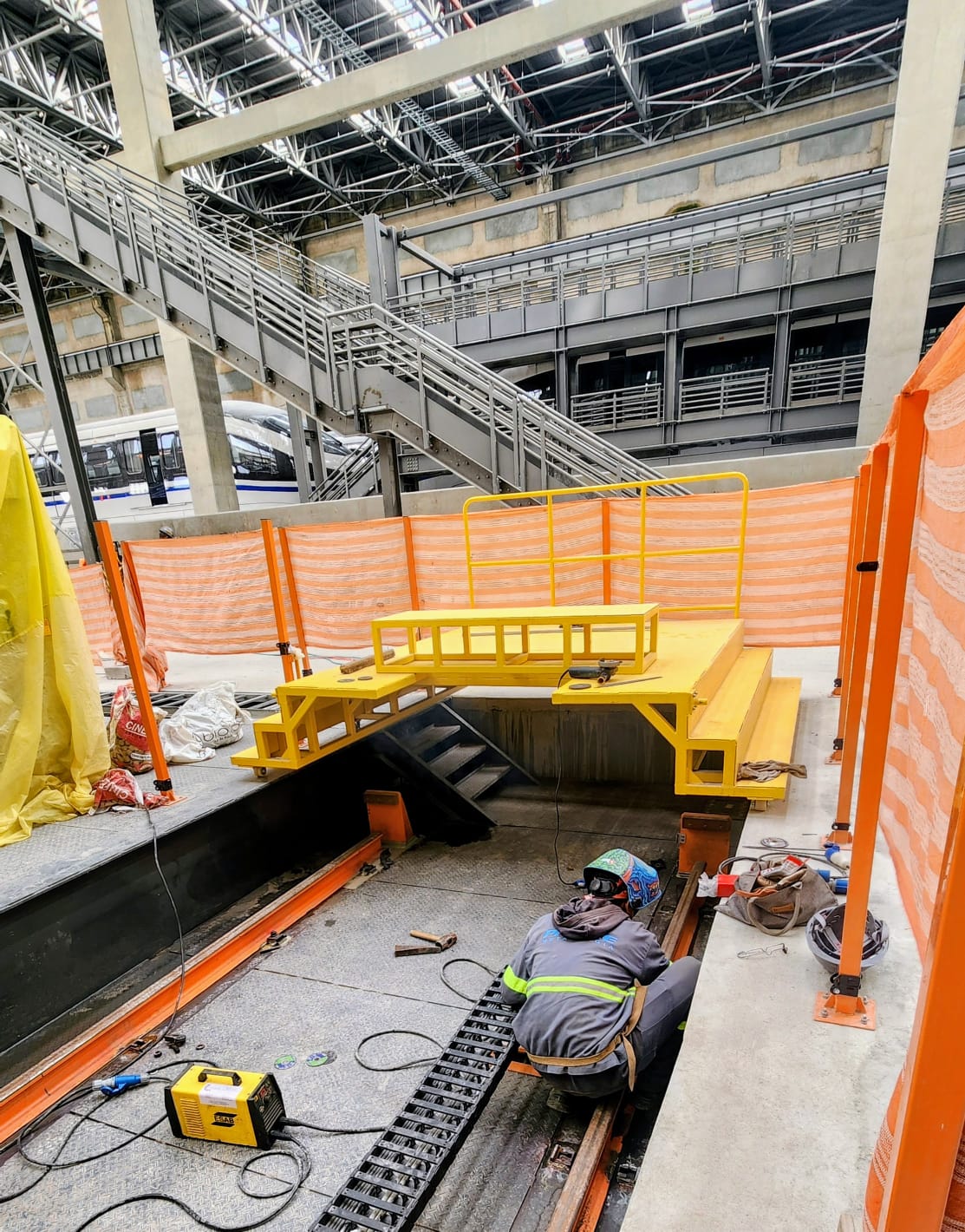 Manutenção industrial em estrutura metálica pela Priore Metalurgia